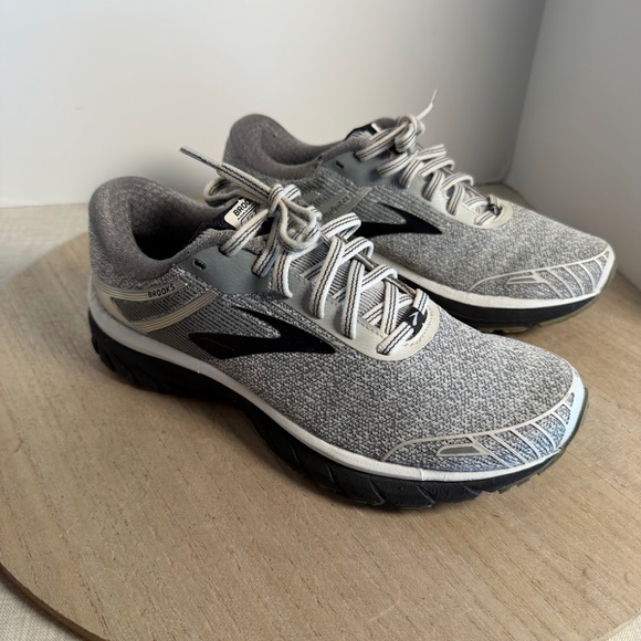 Brooks Ghost 12 Womens Running Shoes Gray Black Size 9 Medium EU 40.5 - Picture 2 of 8